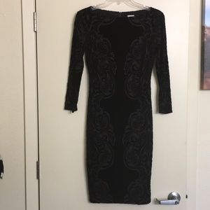 Cache Velvet Dress Black 4 Lined Bodycone Sheath